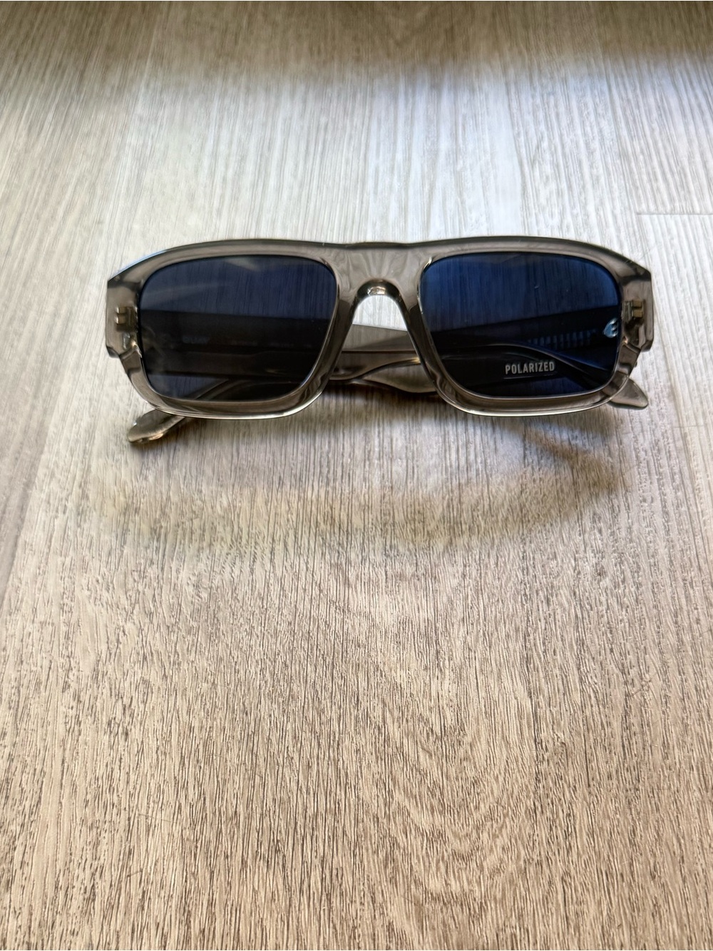 quay australia night cap gray & blue rectangle sporty polarized sunglasses NEW
